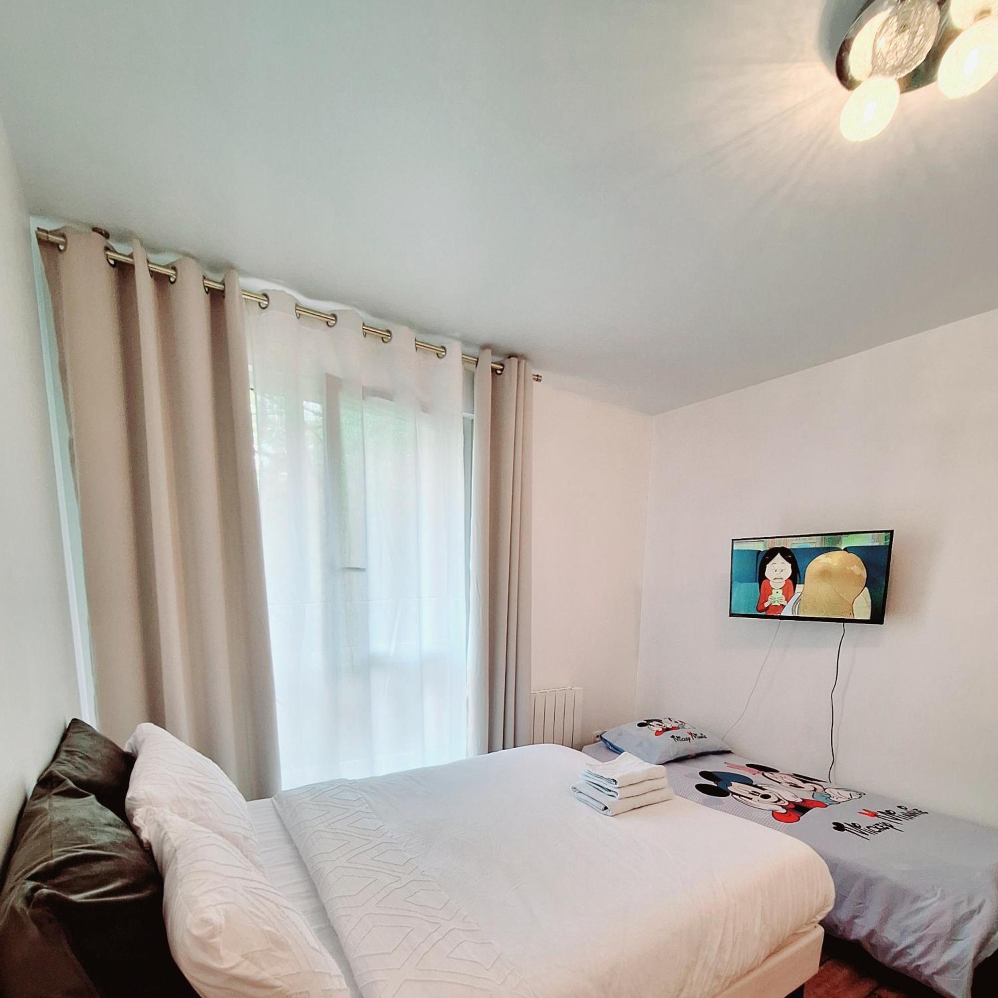 Studio Alpha - 2Min By Train To Disneyland Or 20Min Walk - 5Min Walk To "Val D'Europe" Station Montevrain Exterior photo